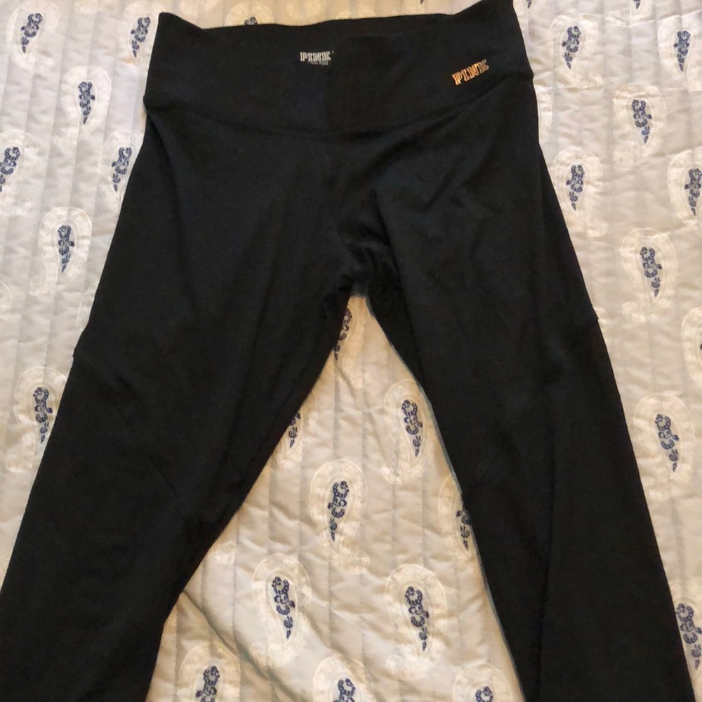 Pink Ultimate crop leggings